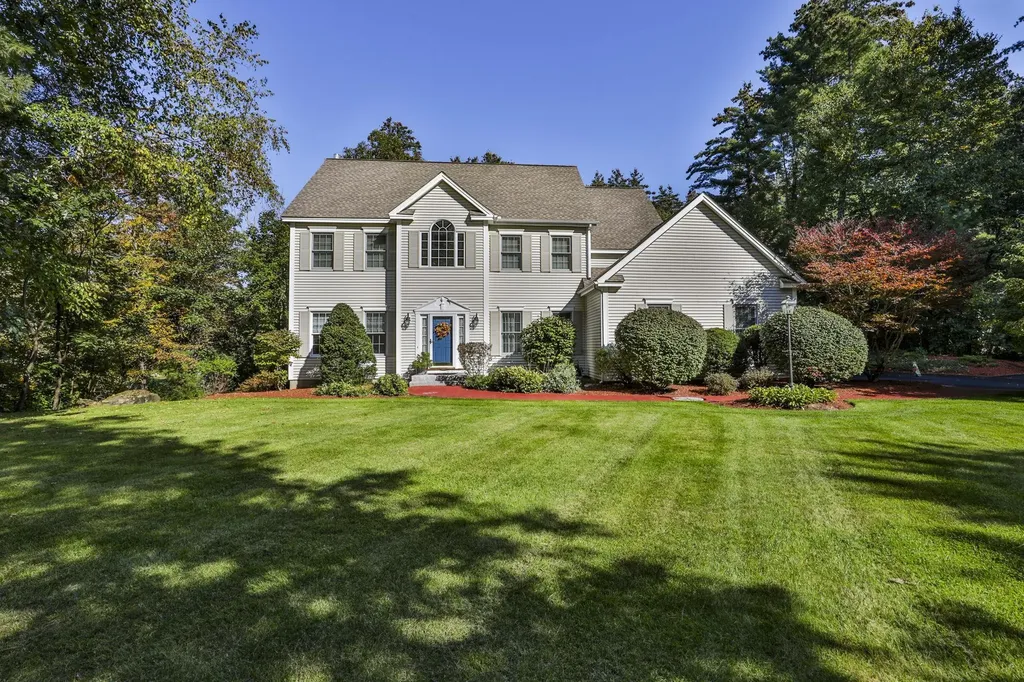 51 Pierce Lane Hollis NH 03049
