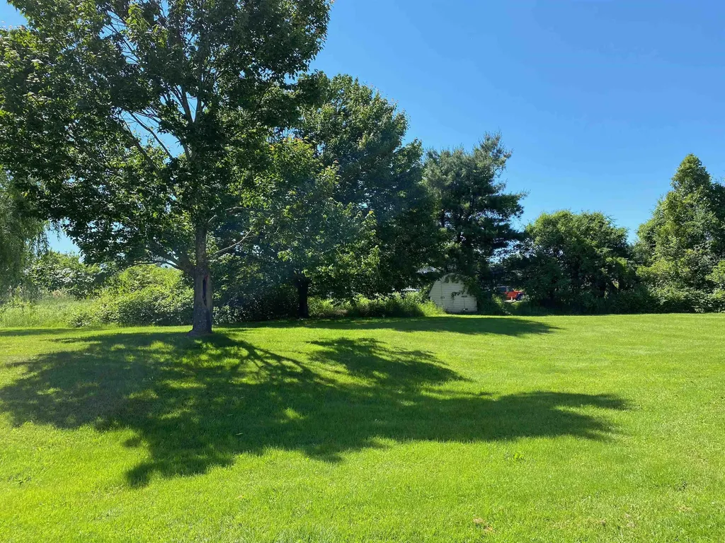 5 Saybrook Road Essex VT 05452