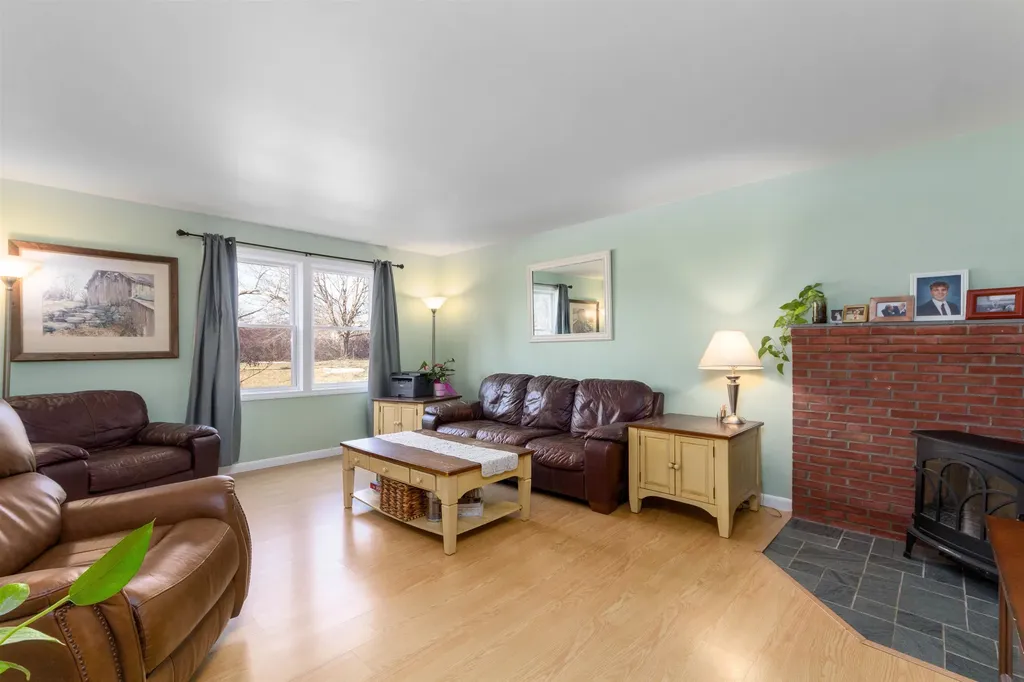 5 Saybrook Road Essex VT 05452