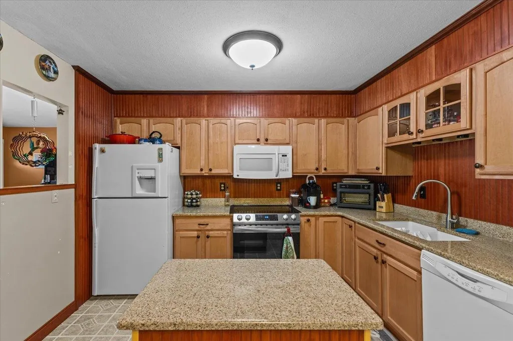 78 Sunset Drive Burlington VT 05408
