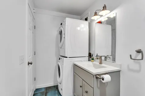 5 Hildred Drive Burlington VT 05401