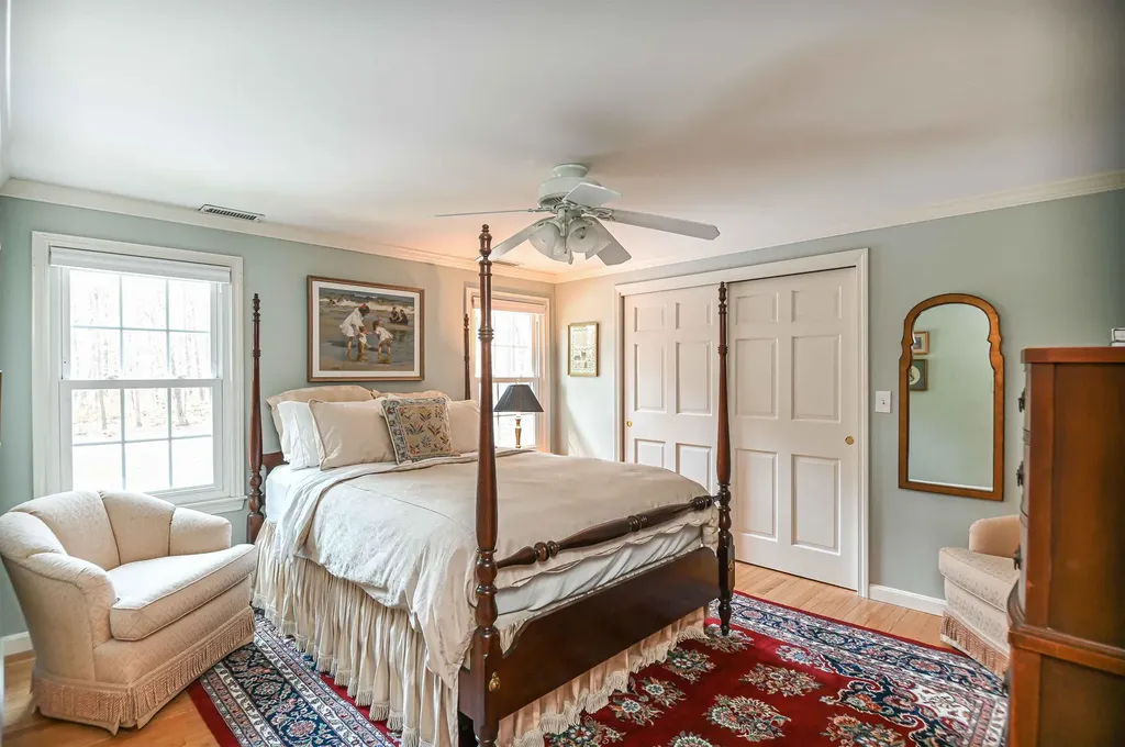 3 Jefferson Drive Londonderry NH 03053
