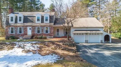 3 Jefferson Drive Londonderry NH 03053