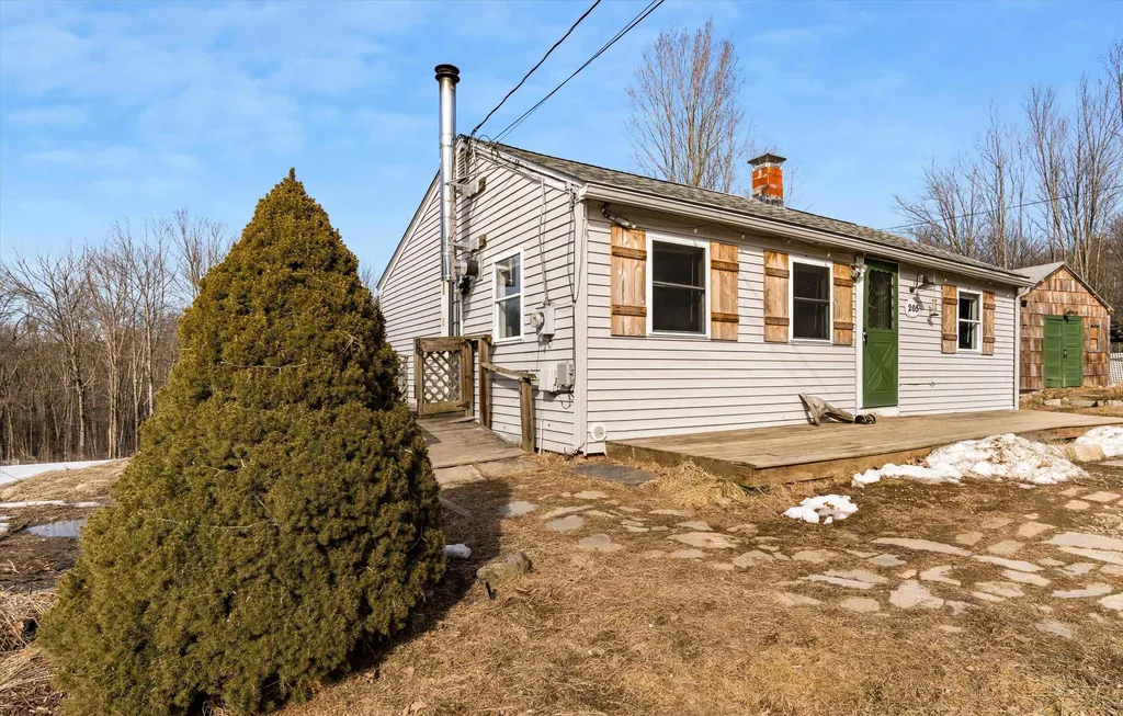 205 Mount Delight Road Deerfield NH 03037