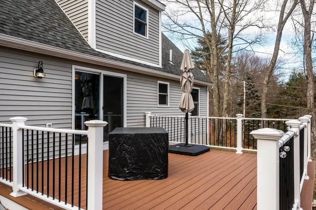4 Huckins Drive Newmarket NH 03857