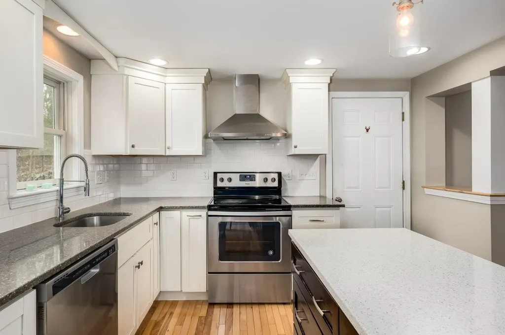 4 Huckins Drive Newmarket NH 03857