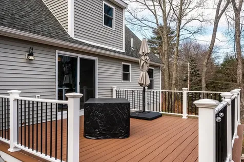 4 Huckins Drive Newmarket NH 03857