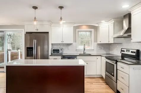 4 Huckins Drive Newmarket NH 03857