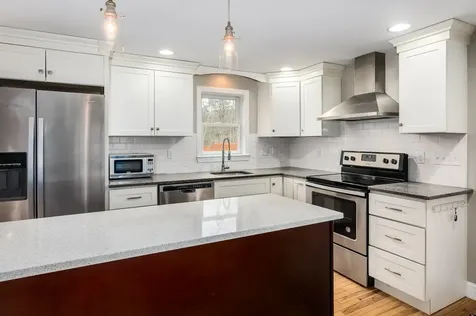 4 Huckins Drive Newmarket NH 03857