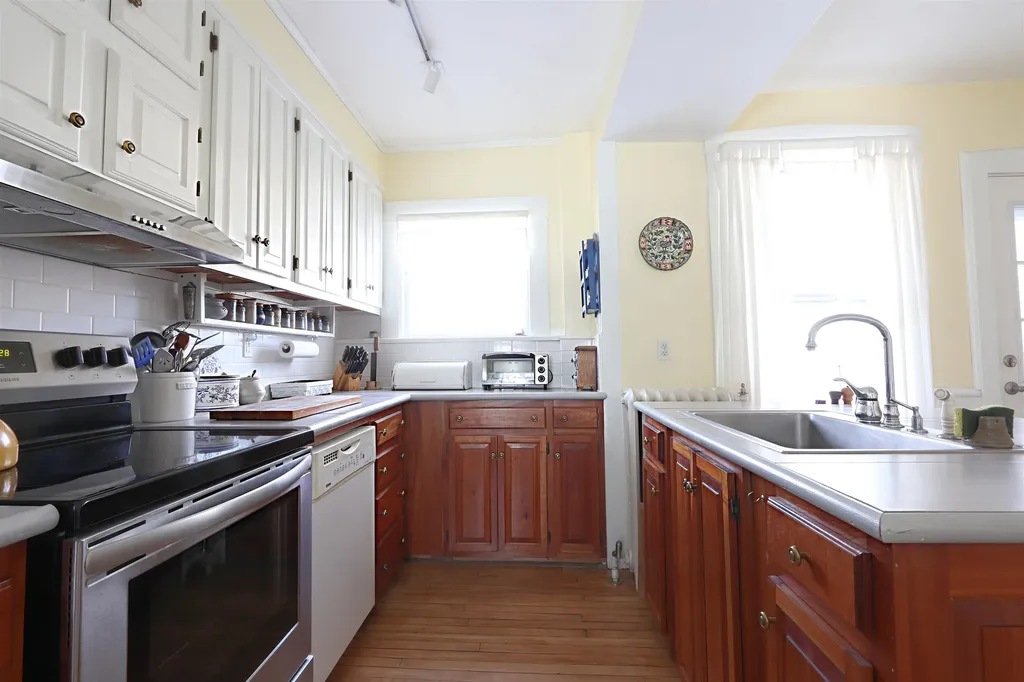 311 Summer Street St. Johnsbury VT 05819