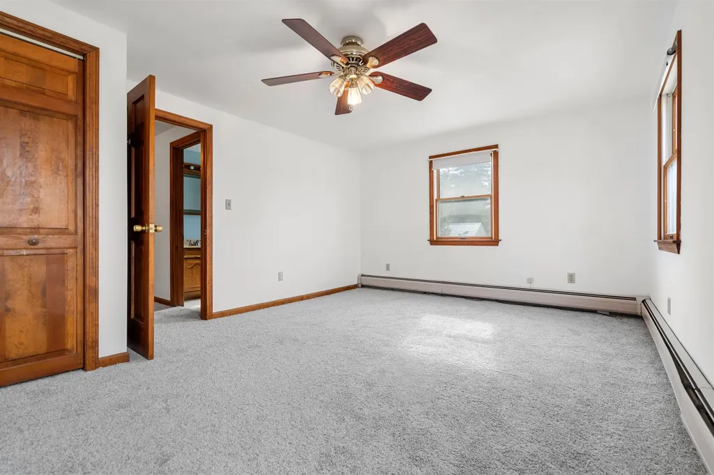 15 Marcoux Road Newton NH 03858