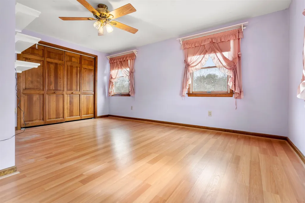 15 Marcoux Road Newton NH 03858