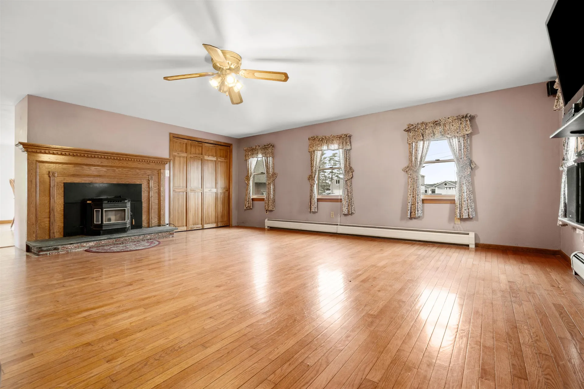 15 Marcoux Road Newton NH 03858