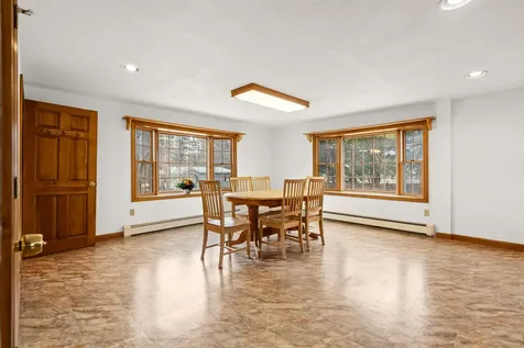 15 Marcoux Road Newton NH 03858