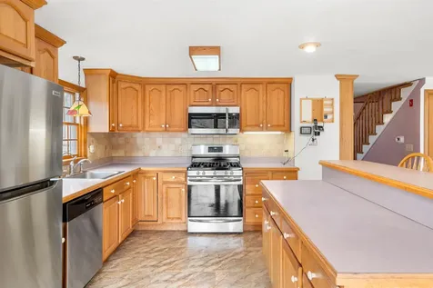 15 Marcoux Road Newton NH 03858