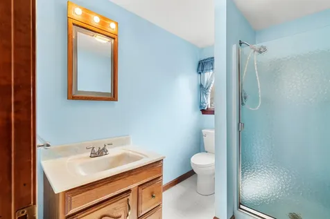 15 Marcoux Road Newton NH 03858