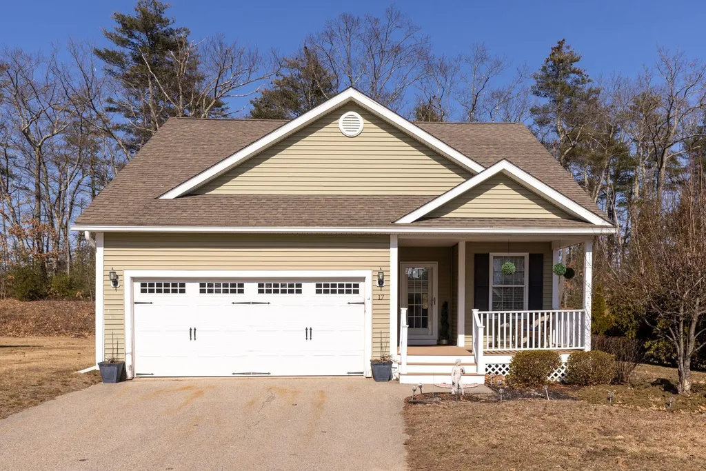 17 Cielo Drive Dover NH 03820