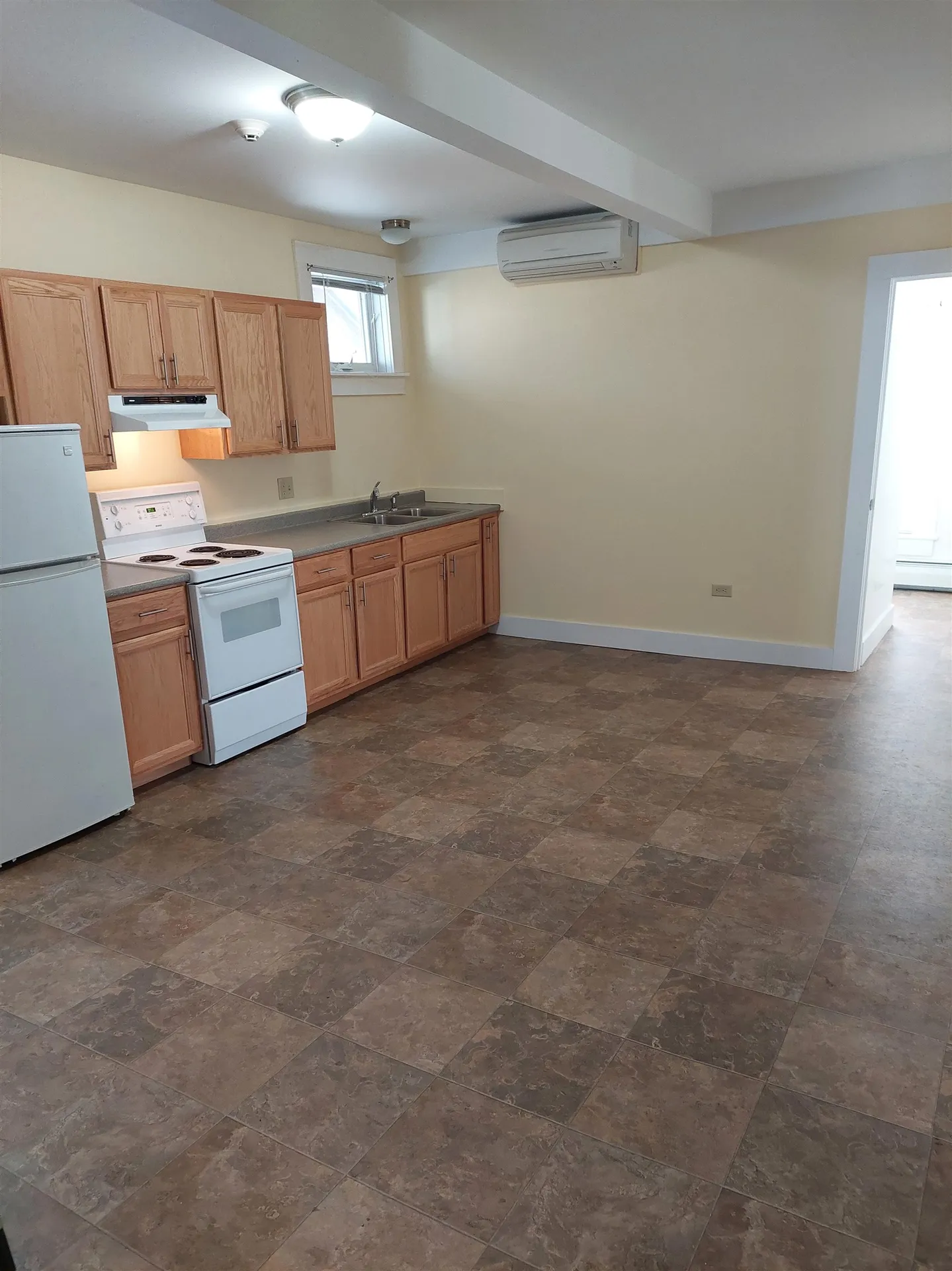 15 Depot Street Chester VT 05143