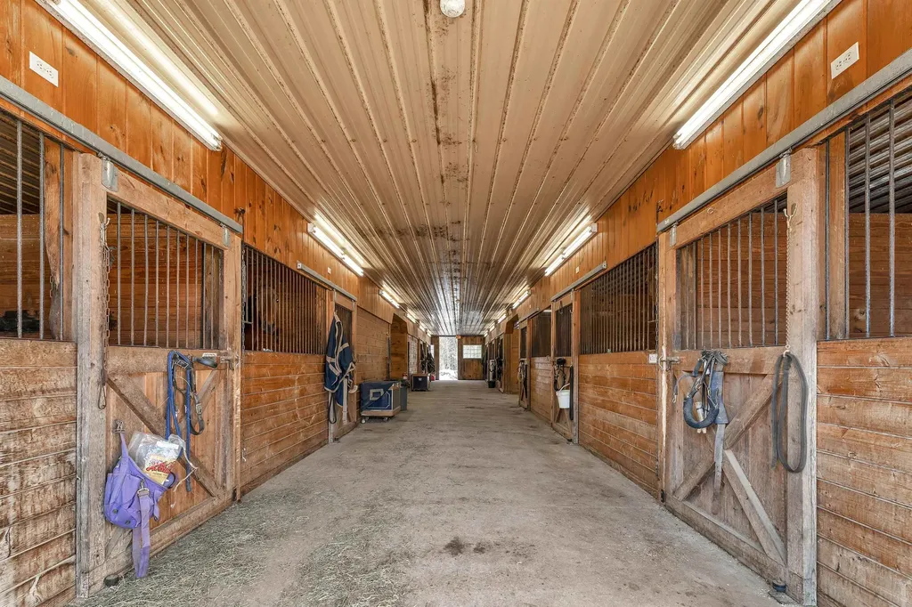 203 Kingston Road Danville NH 03819