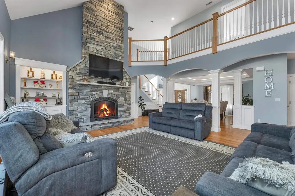 203 Kingston Road Danville NH 03819