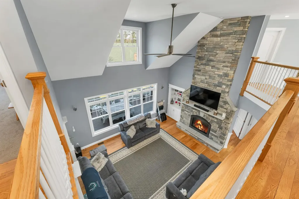 203 Kingston Road Danville NH 03819