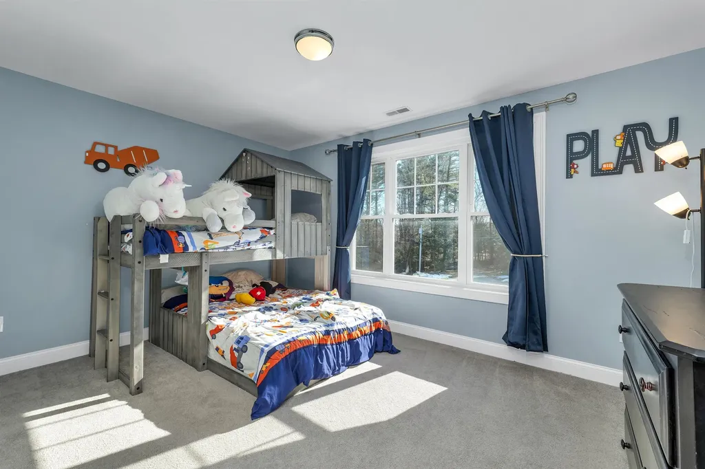 203 Kingston Road Danville NH 03819