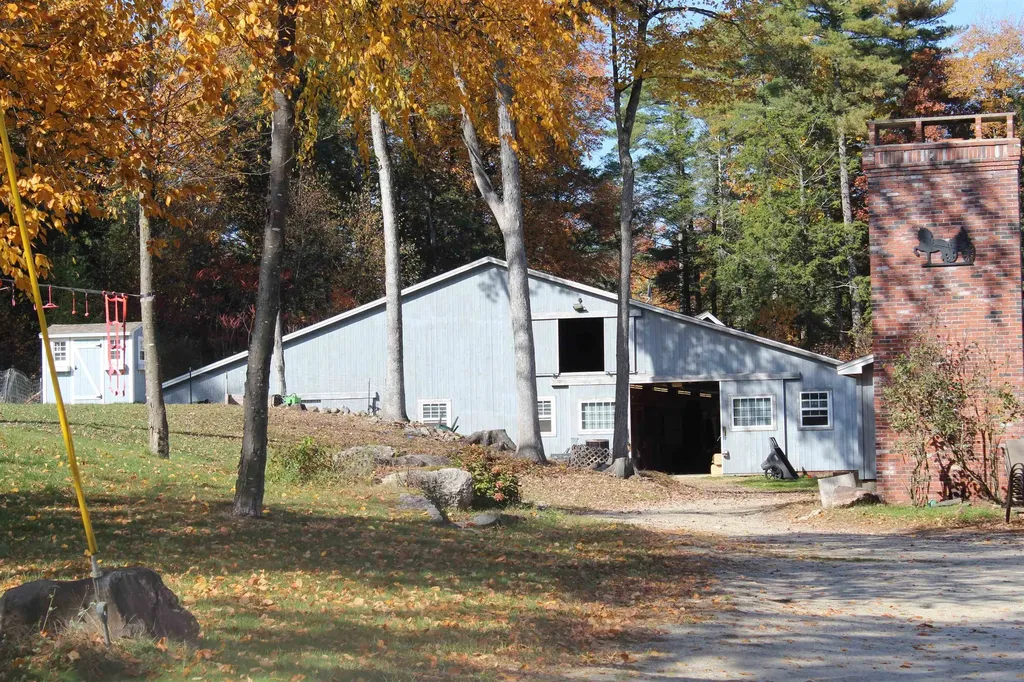 203 Kingston Road Danville NH 03819