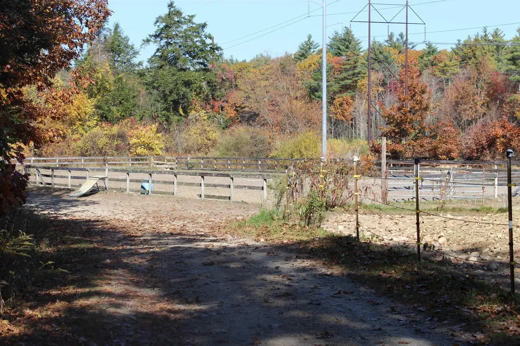 203 Kingston Road Danville NH 03819