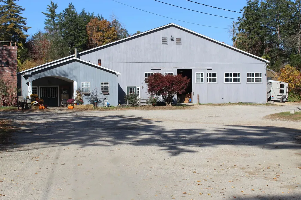 203 Kingston Road Danville NH 03819