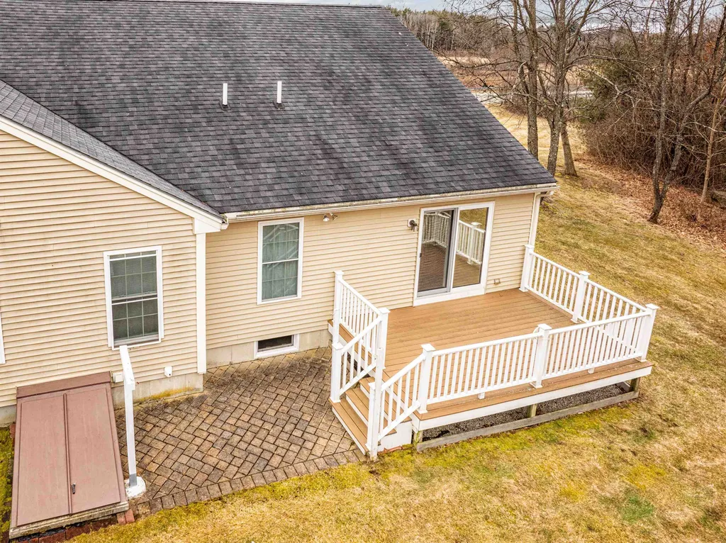 23 Morrison Lane Dover NH 03820