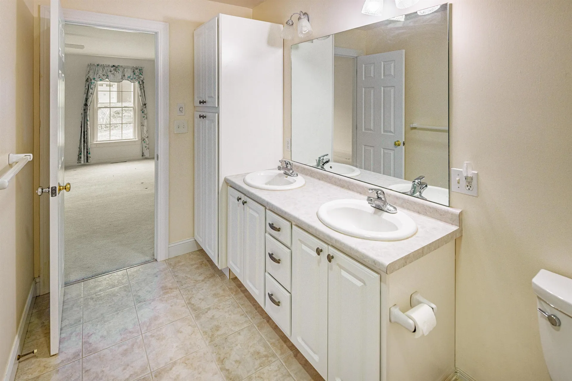 23 Morrison Lane Dover NH 03820
