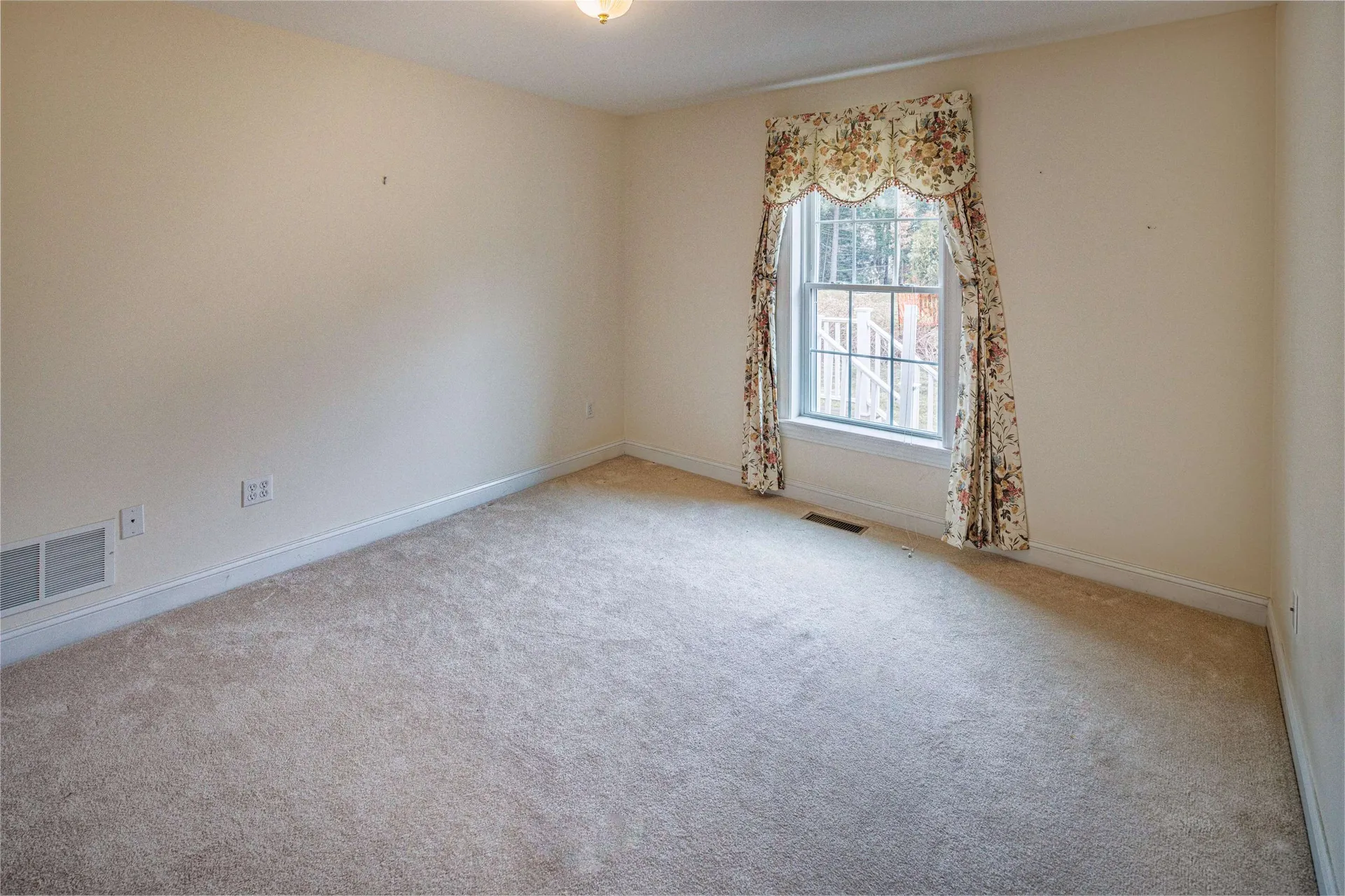 23 Morrison Lane Dover NH 03820