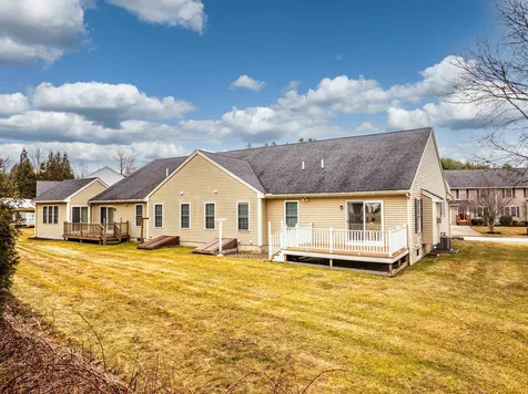 23 Morrison Lane Dover NH 03820