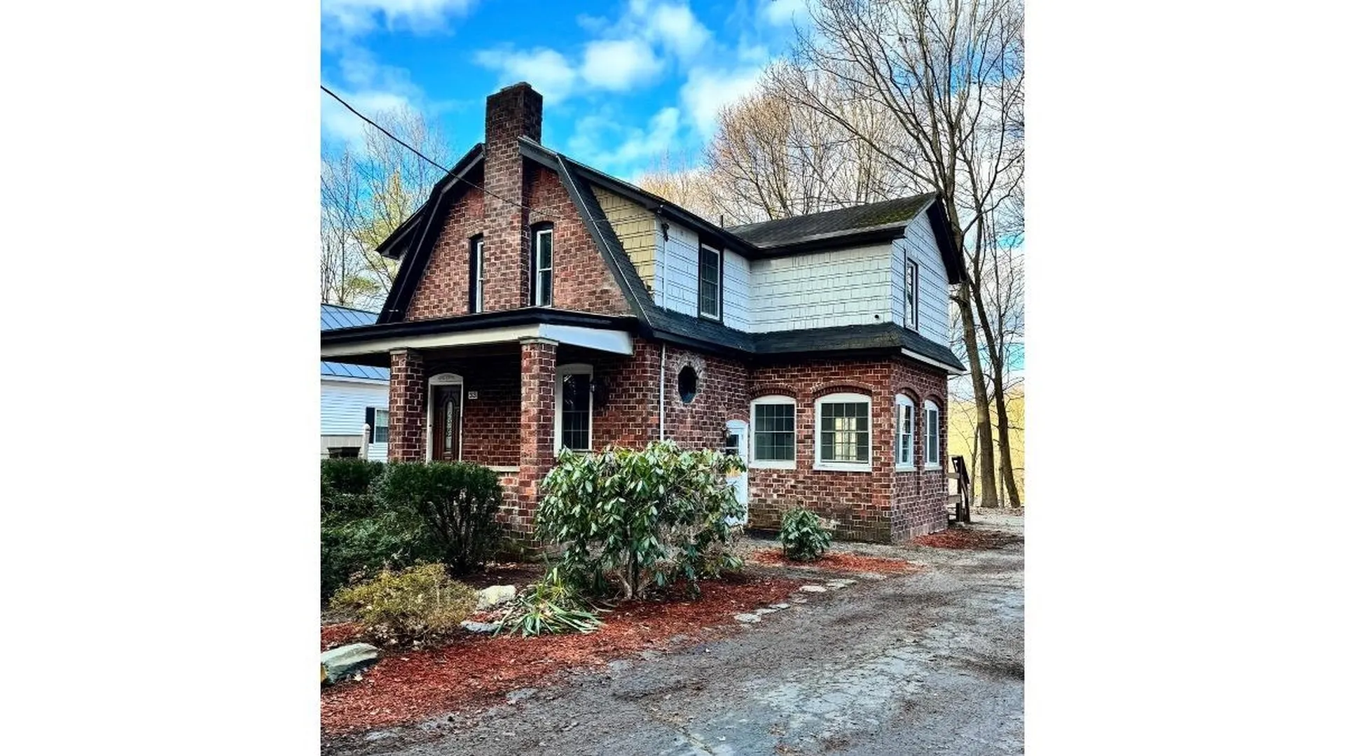 33 Beechmont Street Claremont NH 03743