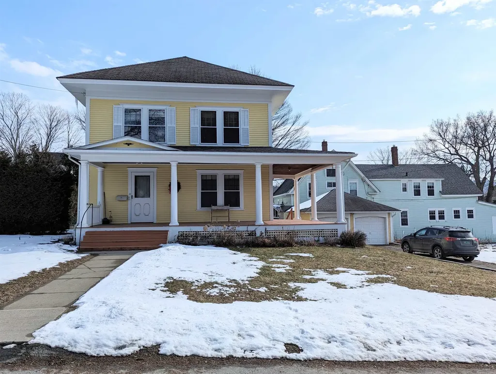 42 Boynton Avenue St. Johnsbury, VT Real Estate MLS 4986801