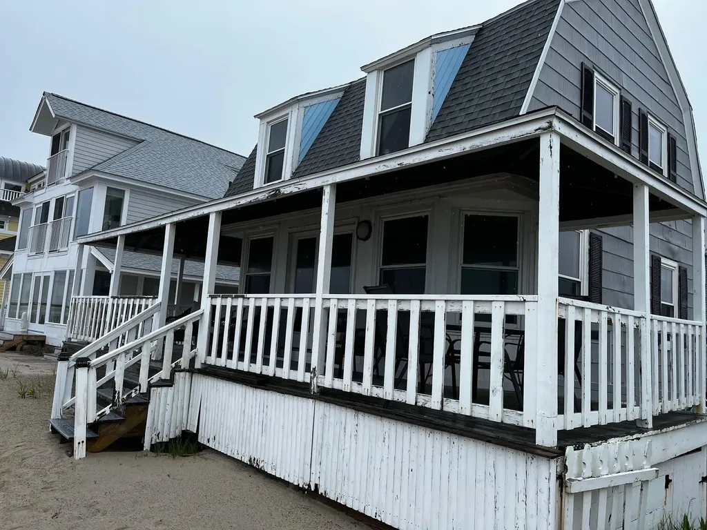 432 North End Boulevard Salisbury MA 01952