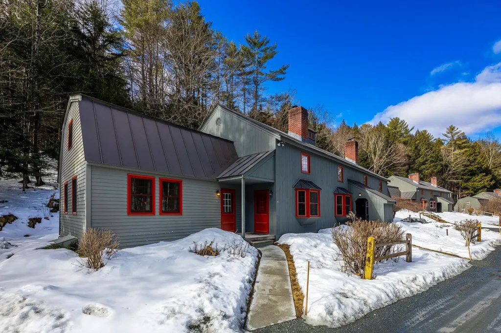 574 Willard Road Hartford VT 05059