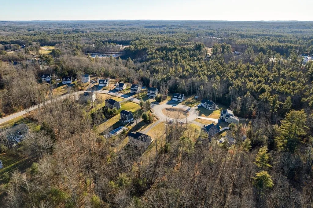 203 Breezy Way Barrington NH 03825