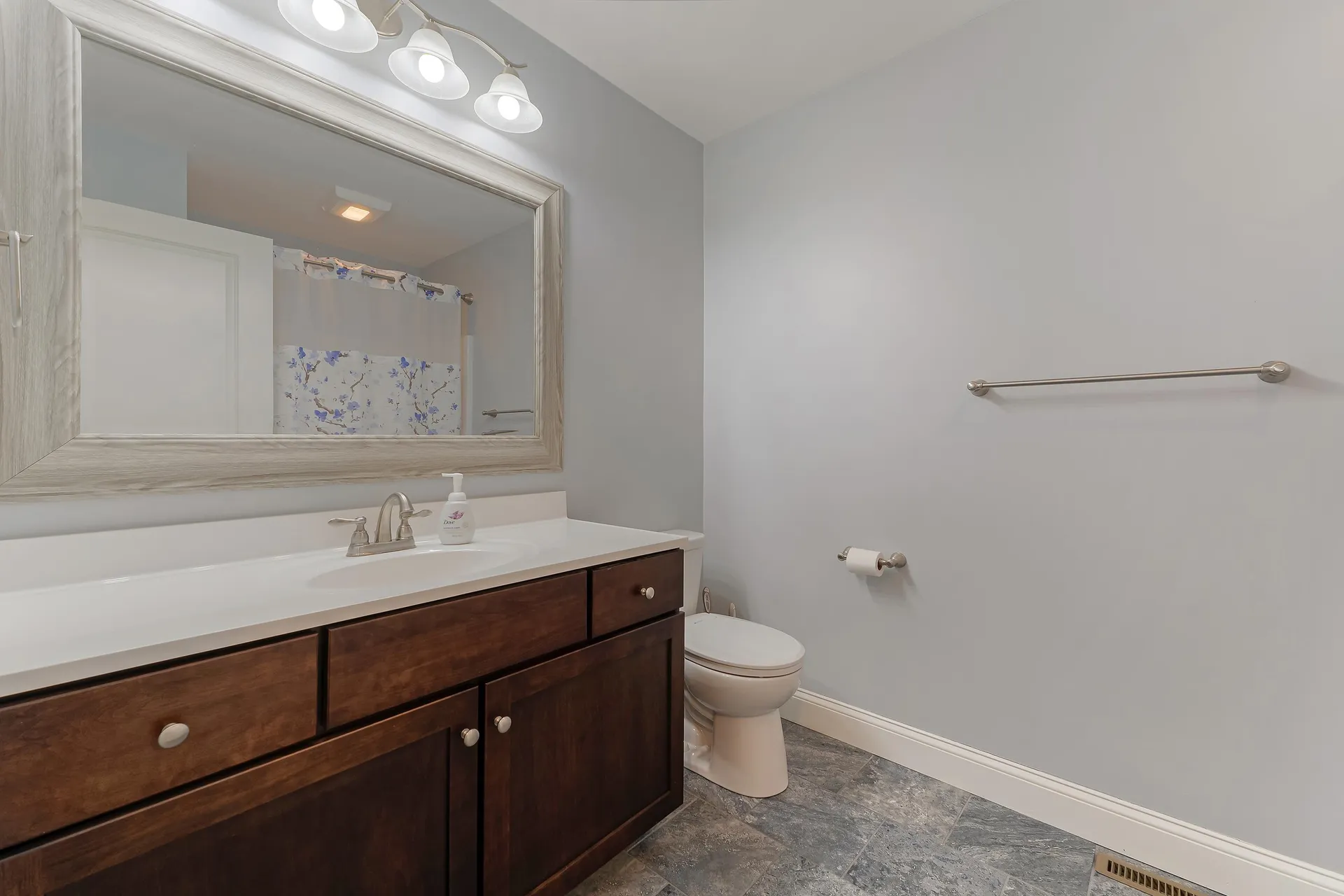203 Breezy Way Barrington NH 03825