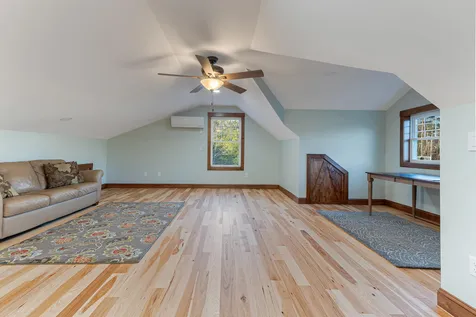 203 Breezy Way Barrington NH 03825