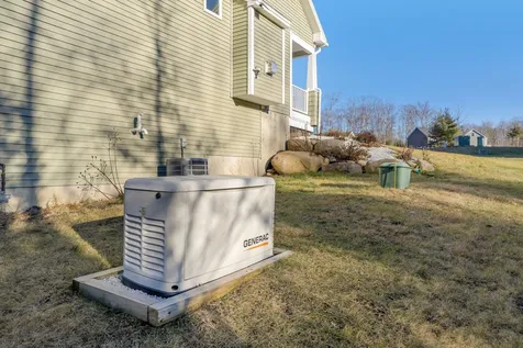 203 Breezy Way Barrington NH 03825