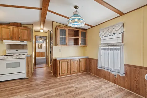 6 Poplar Street Exeter NH 03833