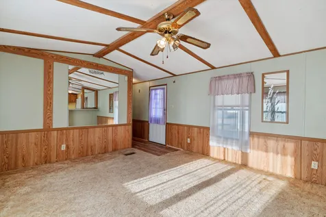 6 Poplar Street Exeter NH 03833