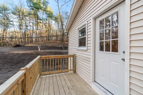 43 Gowing Road Hudson NH 03051