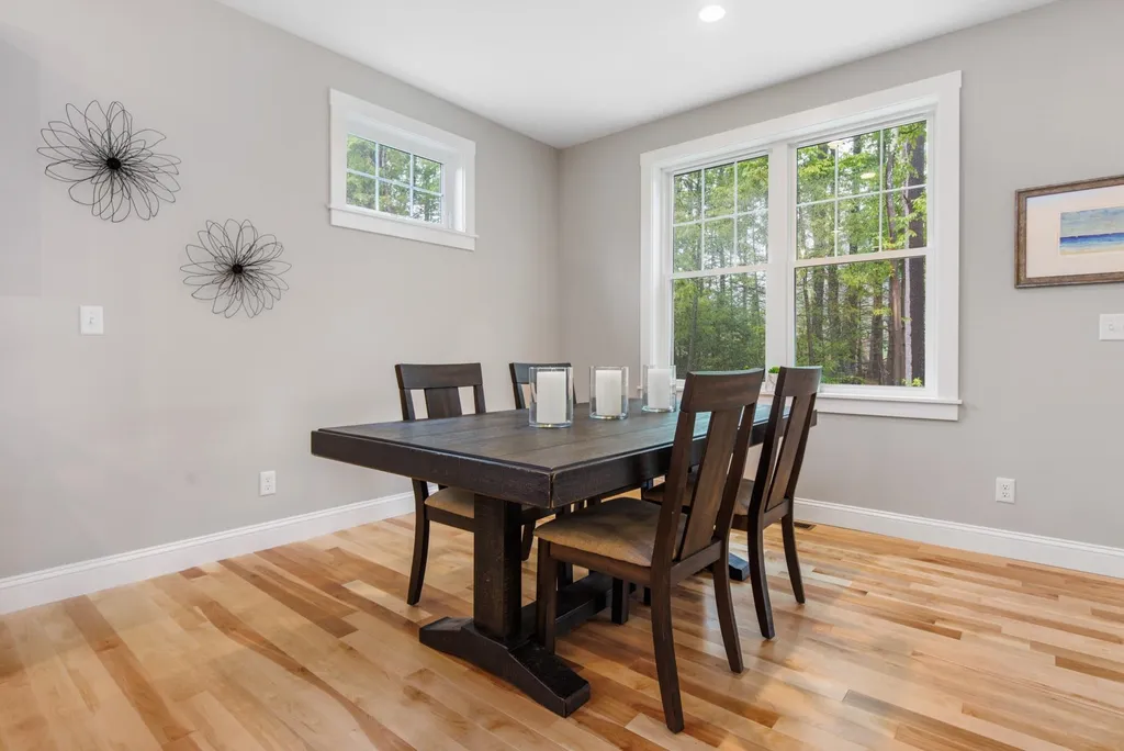 14 Rose Fountain Lane Hampton NH 03842