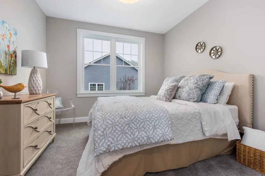 14 Rose Fountain Lane Hampton NH 03842