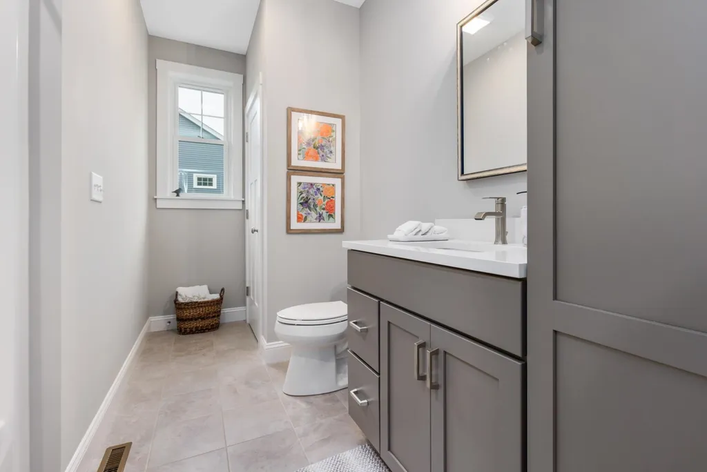 14 Rose Fountain Lane Hampton NH 03842