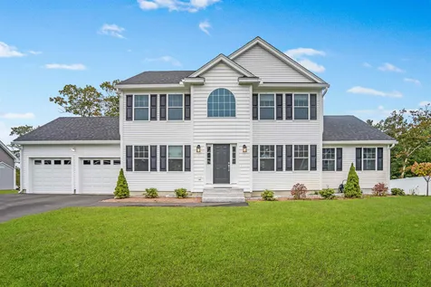 146 Standish Lane Hudson NH 03051