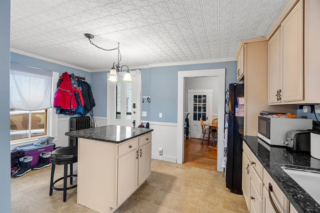 15 Prescott Street Nashua NH 03064
