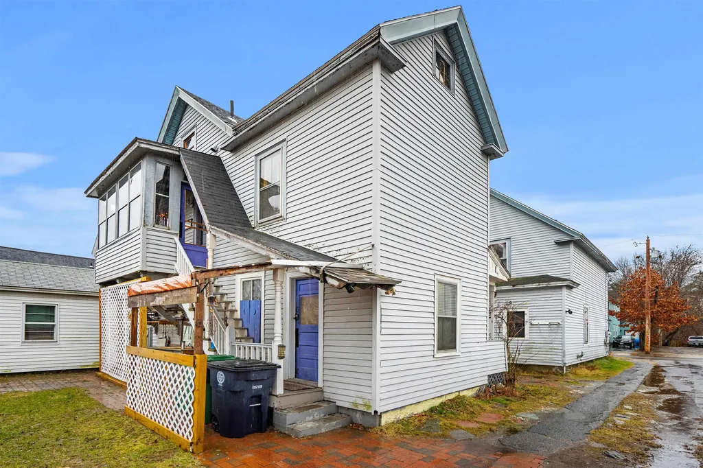 15 Prescott Street Nashua NH 03064